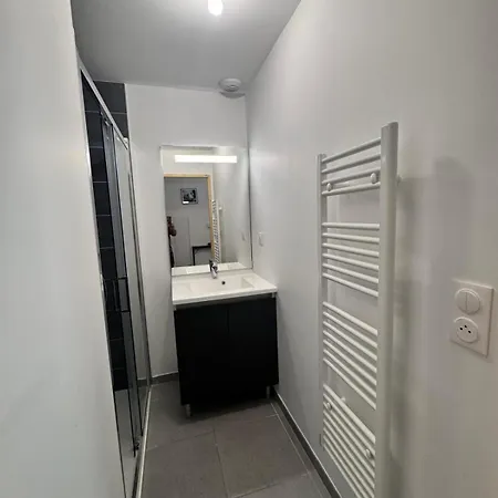 Neuf T3 Avec Jardin Au Bord Du Genos