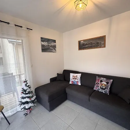 Neuf T3 Avec Jardin Au Bord Du Апартаменты